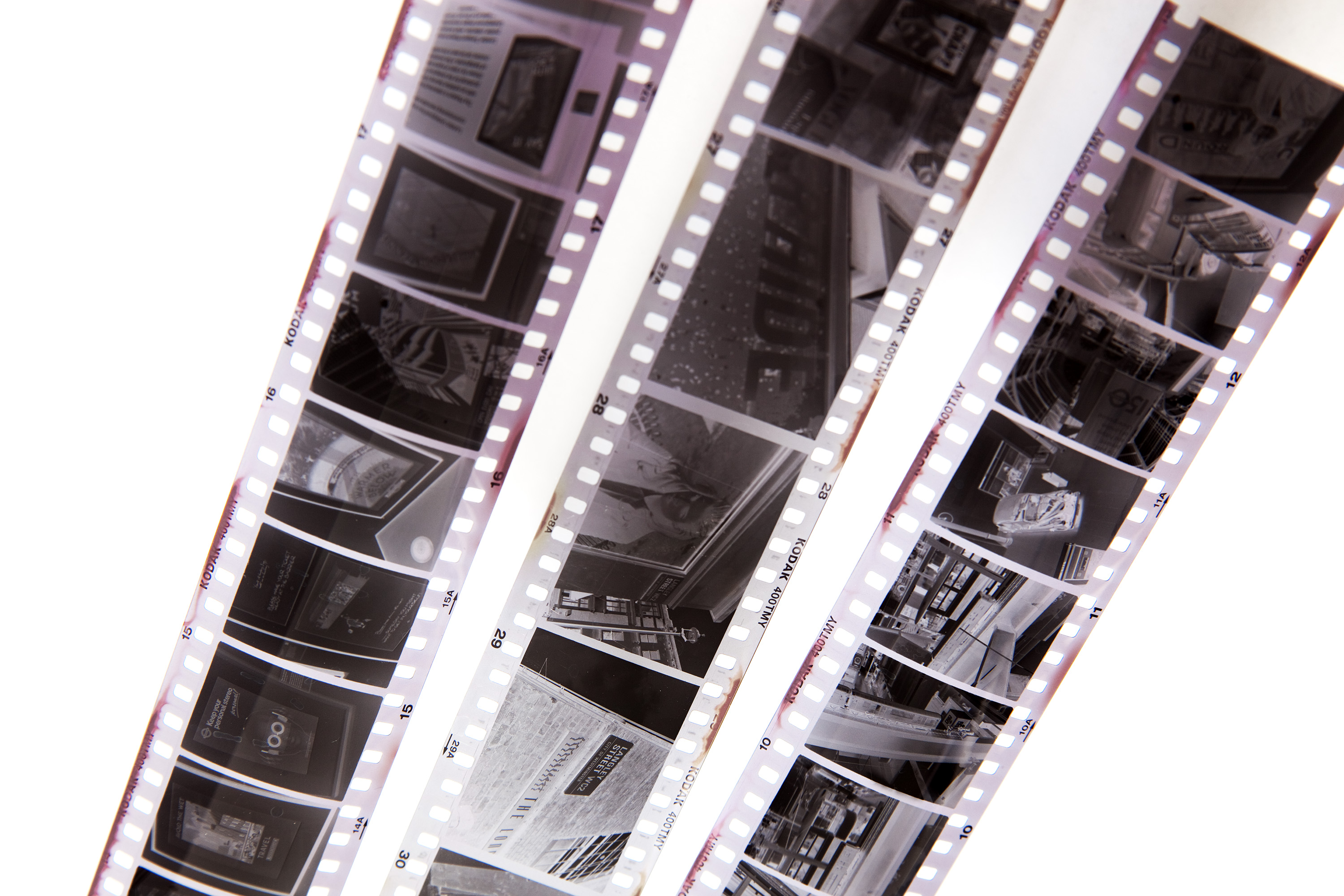 Photograph of negatives by Ashley Pomeroy - own work, CC BY-SA 4.0